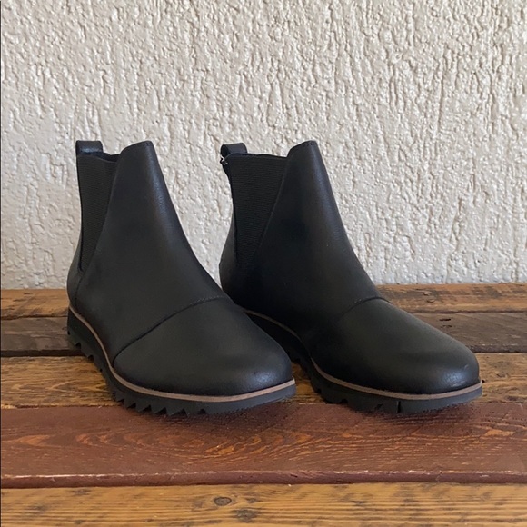 Sorel | Shoes | Sorel Harlow Chelsea 